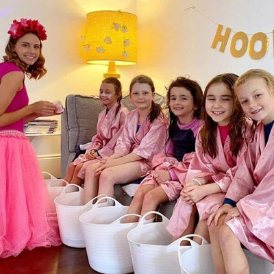 What happens at a Pamper Party?